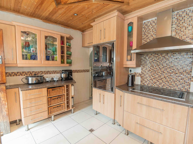 3 Bedroom Property for Sale in Algoa Park Eastern Cape